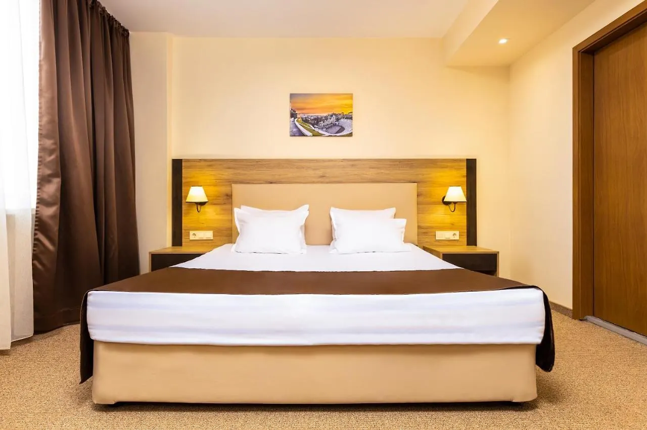Hotel Intelcoop פלובדיב 2*, Plovdiv